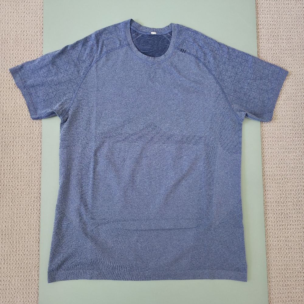 Lululemon Athletica Blue Crew Neck Short Sleeve Tee